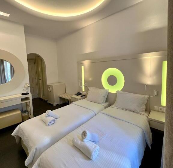 스탠다드 룸, Matogianni