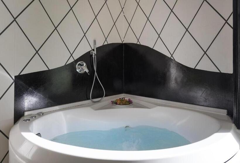 수피리어 트리플룸 바다 전망, Palazzo Ferraioli   Hotel & Wellness