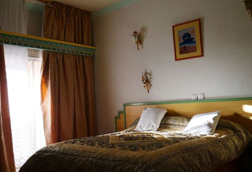 スタンダードルーム, Saghro