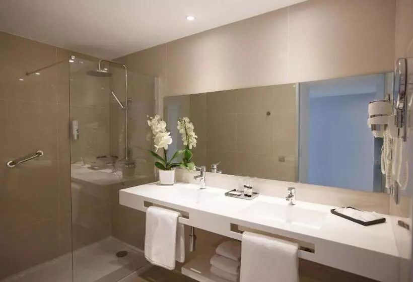 سوییت جونیور با چشم‌انداز دریا, Santa Monica Suites