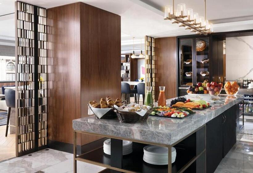 俱乐部套房带风景, The Langham New York Fifth Avenue