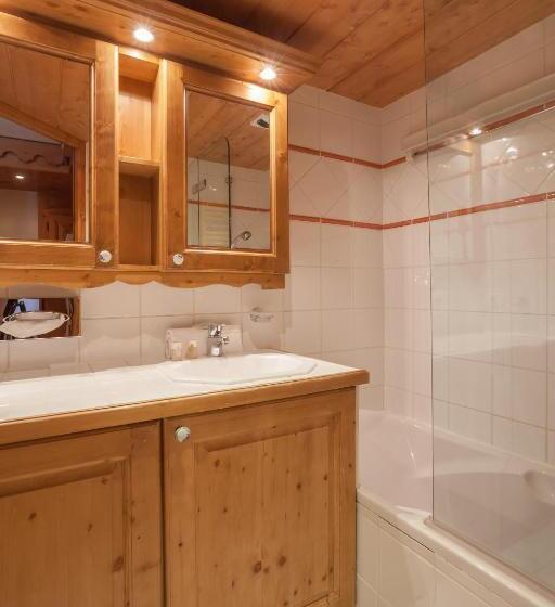 带2个卧室的公寓, Residence Pierre & Vacances Premium Les Alpages De Reberty