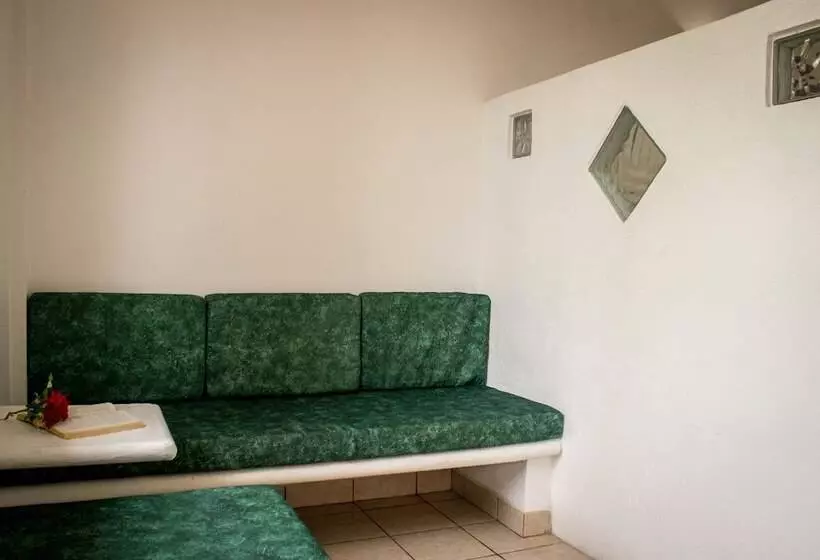 اتاق استاندارد, Suites & Hotel Punta Esmeralda