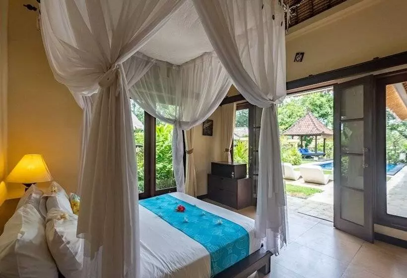 Villa 1 Makuuhuone Puutarhanäkymä, Amertha Bali Villas