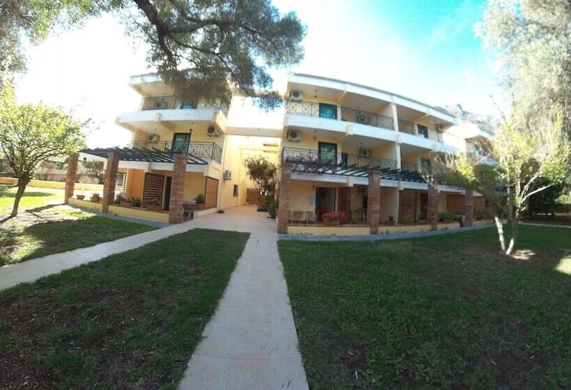 إستوديو قياسى, Barbati Beach Apartments