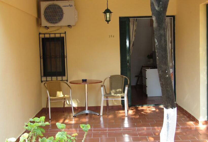 إستوديو قياسى, Barbati Beach Apartments