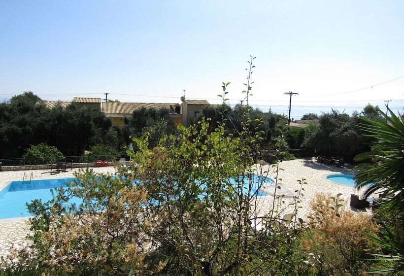 بنجلو قياسى, Barbati Beach Apartments