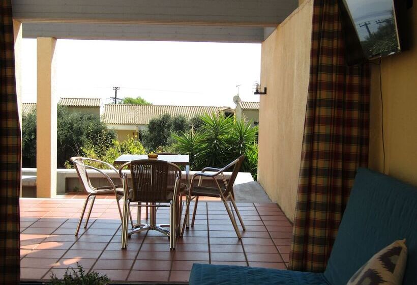Бунгало Стандарт, Barbati Beach Apartments