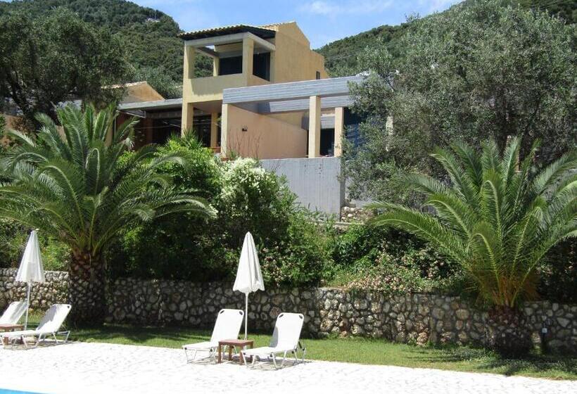 بنجلو قياسى, Barbati Beach Apartments