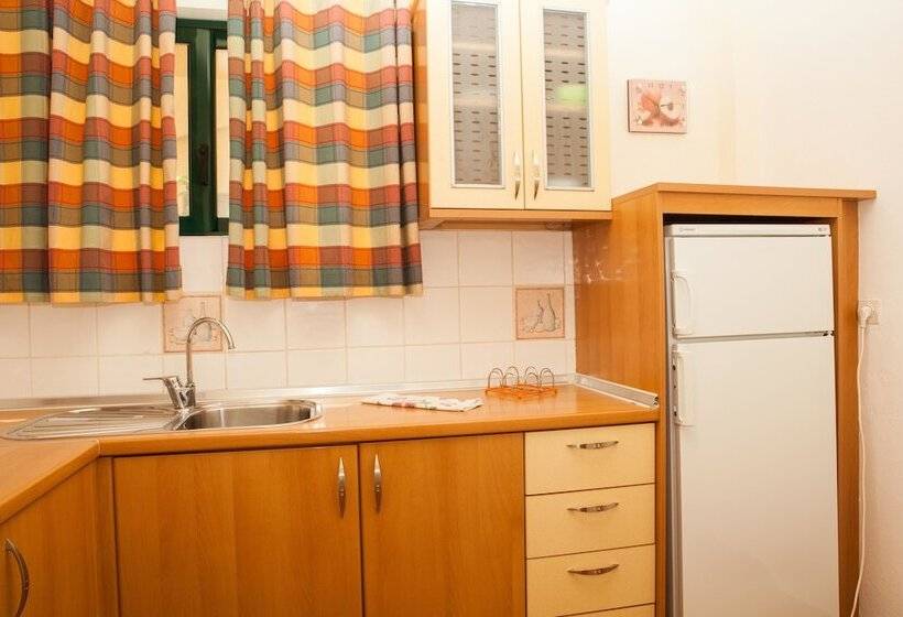 شقة غرفتين, Barbati Beach Apartments