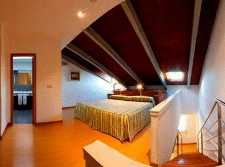 １ベッドルームアパートメント, Colon Tuy