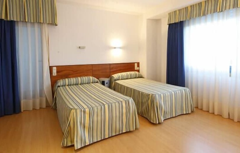 １ベッドルームアパートメント, Colon Tuy