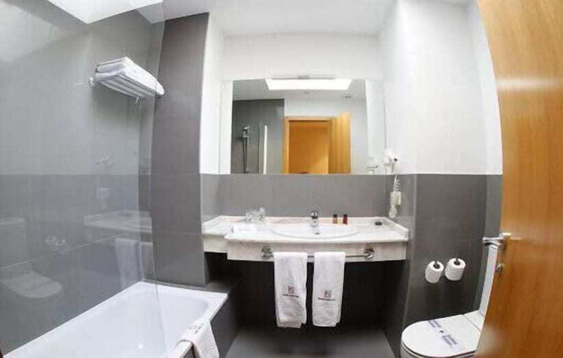 １ベッドルームアパートメント, Colon Tuy