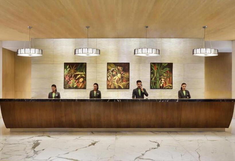 Номер Executive, Courtyard By Marriott Chennai