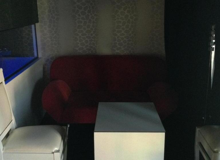 اتاق پرمیوم, No 19 Boutique