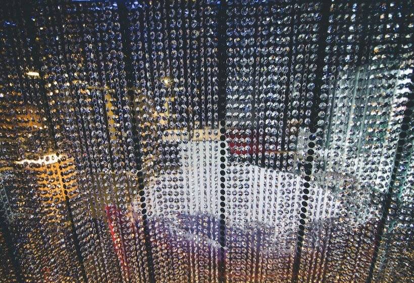 اتاق پرمیوم, No 19 Boutique