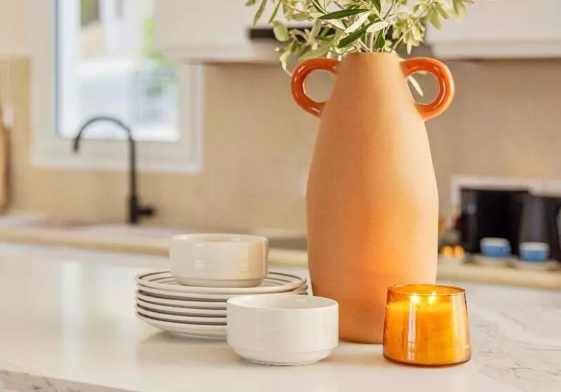 Standard Kolmen Hengen Huone, Philoxenia
