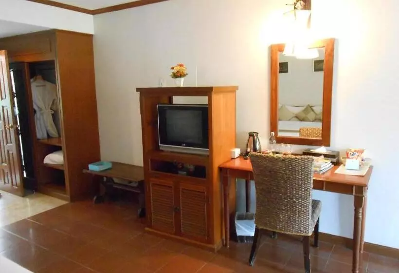 اتاق لوکس, Rachawadee Resort &