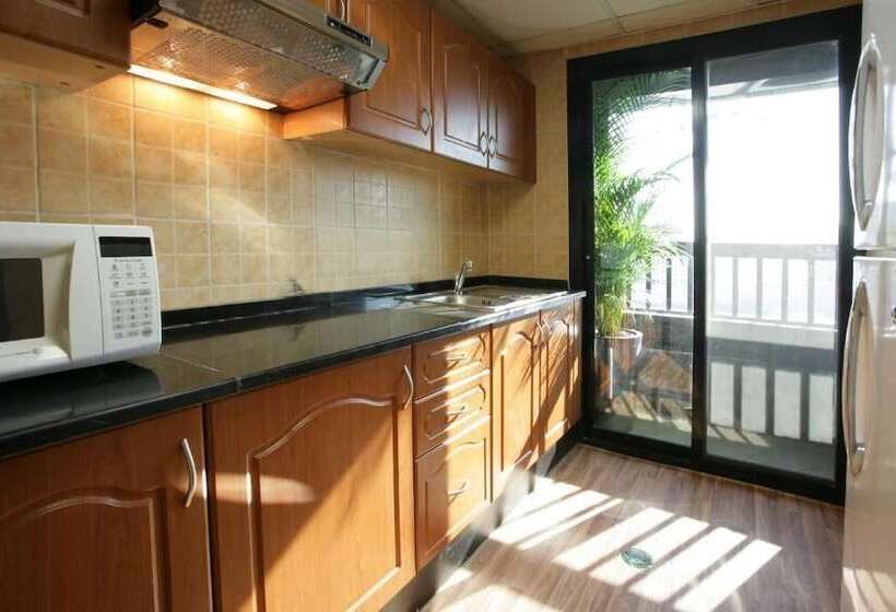 سوییت, Ramada Hotel & Suites By Wyndham Ajman