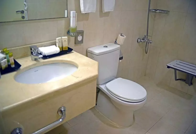 سوییت, Ramada Hotel & Suites By Wyndham Ajman