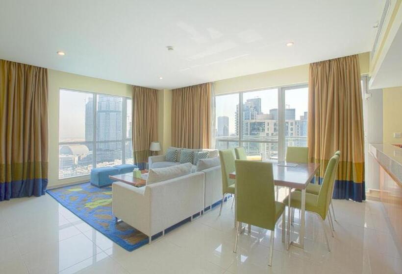 2 Bedroom Apartment with Views, Ramada By Wyndham Downtown Dubai