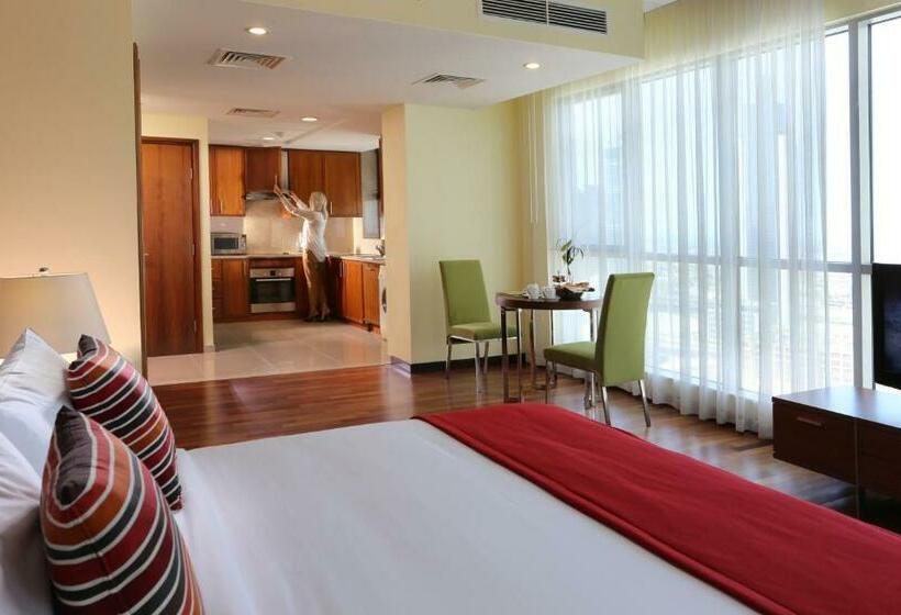 استودیوی پریمیوم, Ramada By Wyndham Downtown Dubai