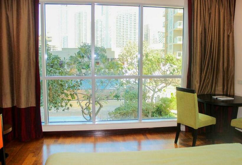 استودیوی پریمیوم, Ramada By Wyndham Downtown Dubai