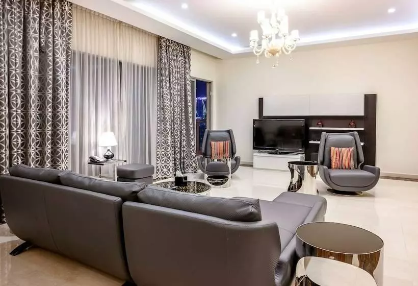 1 Bedroom Penthouse Apartment, Ramada By Wyndham Downtown Dubai