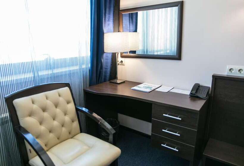 סוויטה, Topos Congress