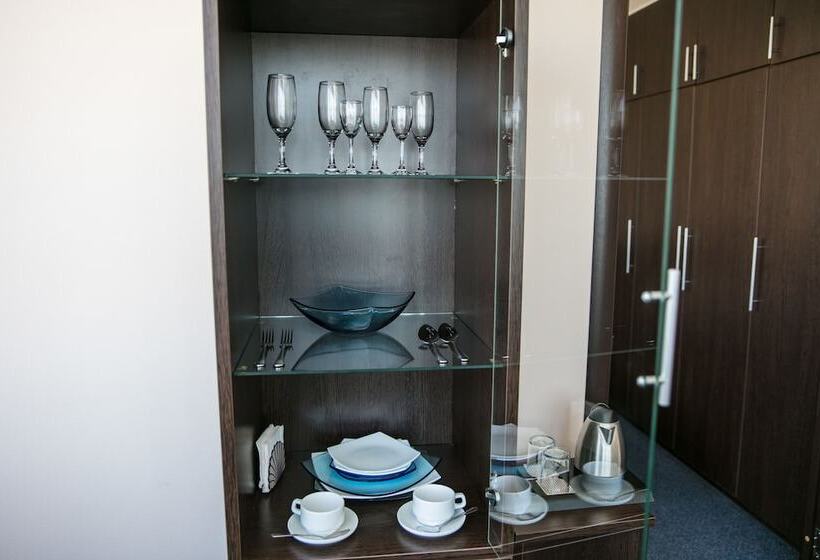 סוויטה, Topos Congress