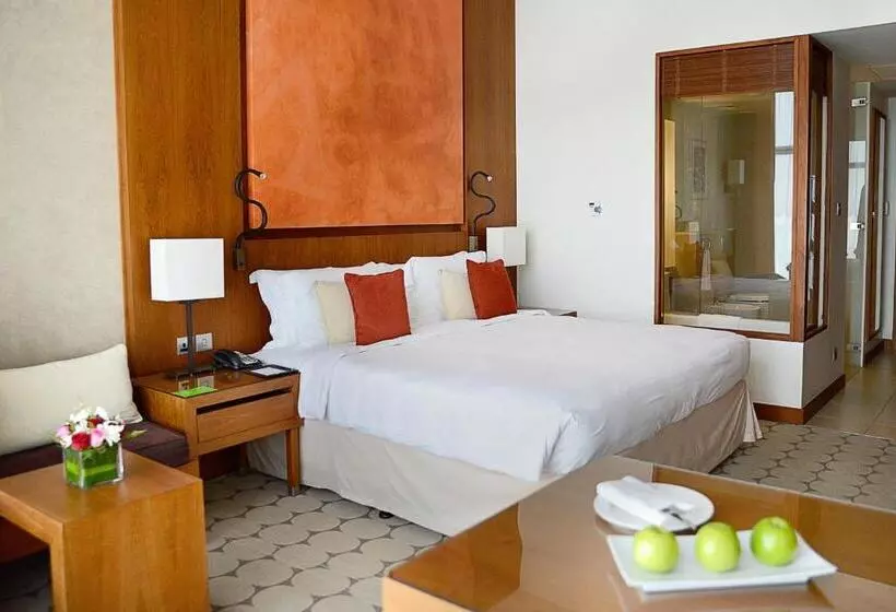 Classic Room with Views, Yas Plaza Marina