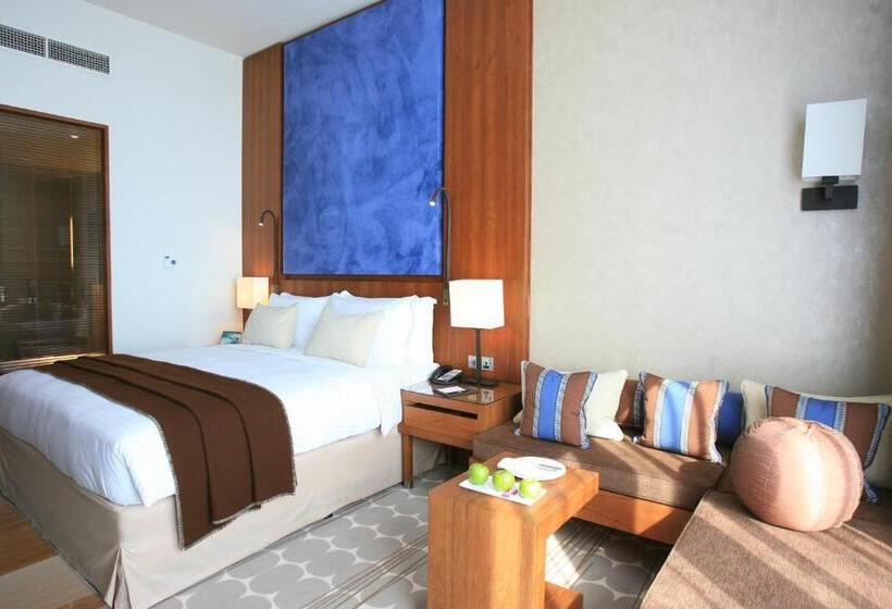 Номер Клуб Кровать Кинг, Yas Island Rotana Abu Dhabi