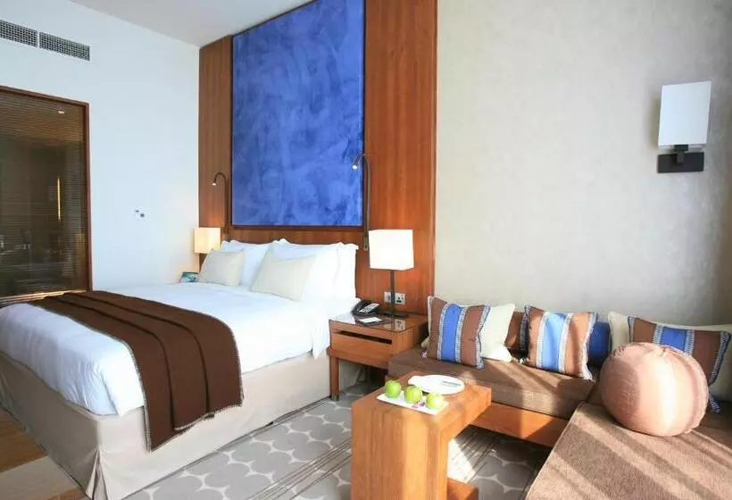 Club Room King Bed, Yas Plaza Marina
