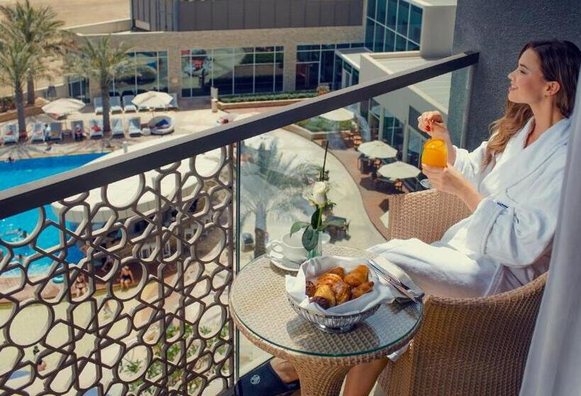 Premium room with view, Yas Island Rotana Abu Dhabi