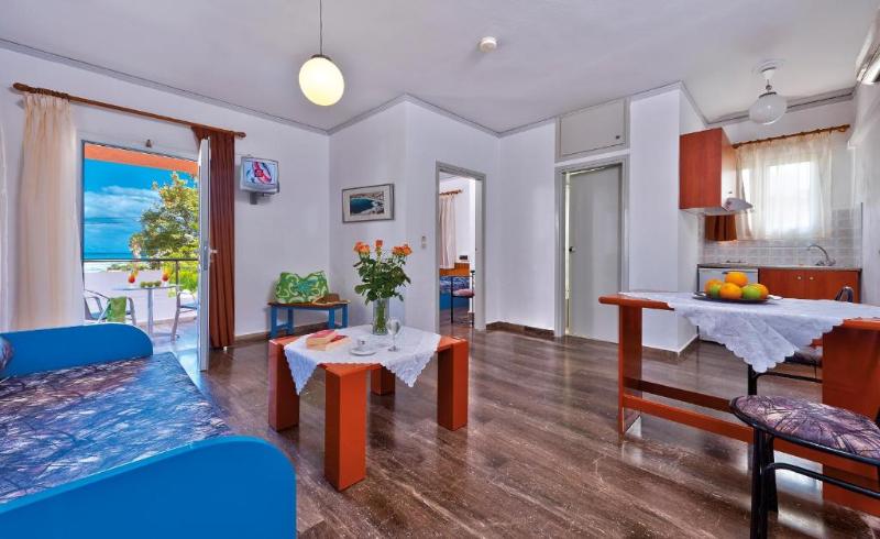 침실 1개 아파트, Koukouras