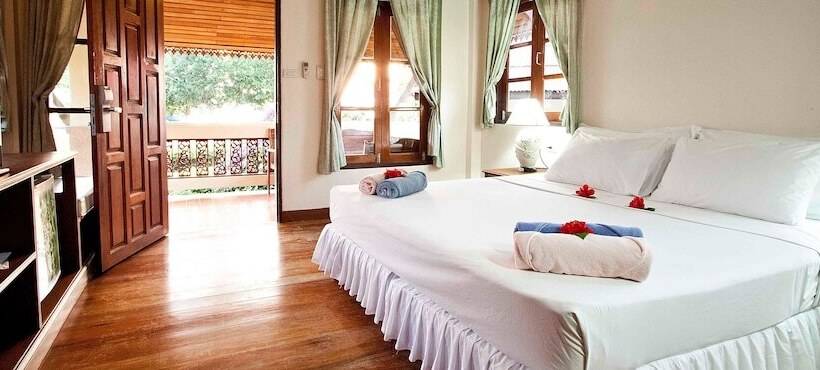 デラックスキャビン, Long Bay Resort