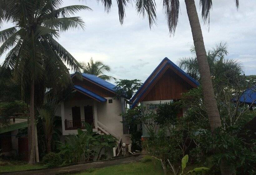 Superior bungalow with sea view, Tharathip Resort Koh Phangan   Sha Plus