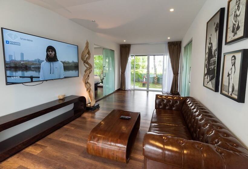 شقة ديلوكس غرفتين نوم مطلة على البحر, Zara Beach Resort Koh Samui