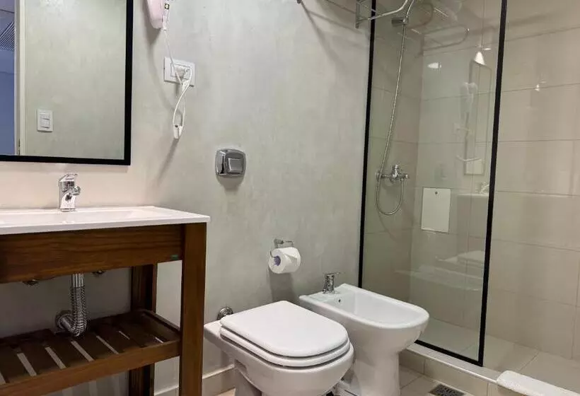 سوییت, Guemes Hotel & Spa