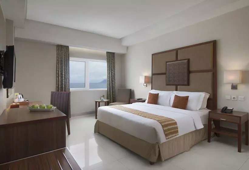デラックスルーム, Aston Manado