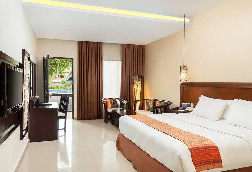 Номер Deluxe Вид на Бассейн, Best Western Resort Kuta