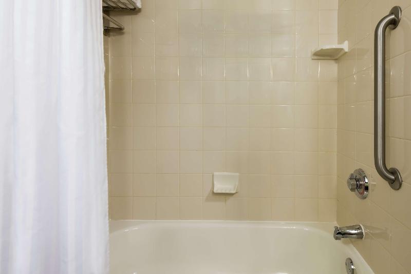 스탠다드 스튜디오, Candlewood Suites Fort Myers/sanibel Gateway, An Ihg