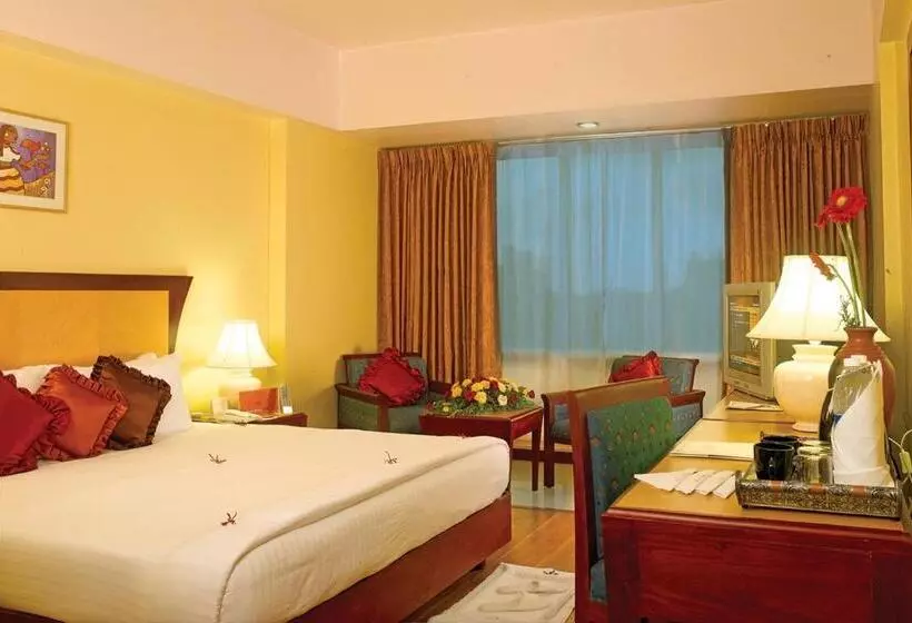 スイート, Classic Sarovar Portico Trivandrum