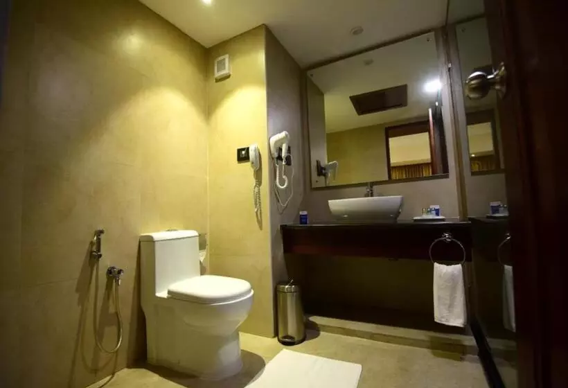 クラブルーム, Classic Sarovar Portico Trivandrum