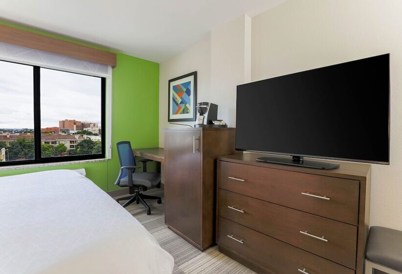스탠다드 룸, Holiday Inn Express Hotel & Suites Fort Worth Downtown, An Ihg
