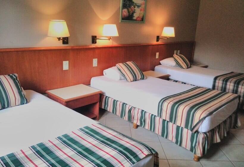 חדר סטנדרט לשלושה, Marcopolo Suites Iguazu