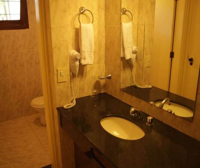 חדר סטנדרט לארבעה, Marcopolo Suites Iguazu