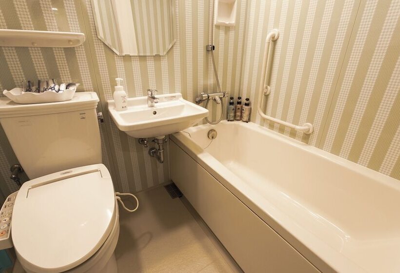 Номер Стандарт Трехместный, Monterey Grasmere Osaka