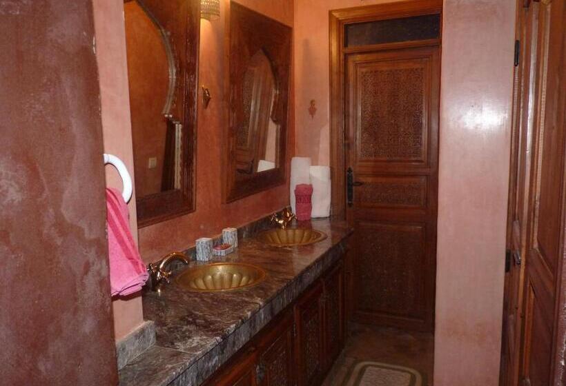 سوئیت کلاسیک, Riad Marlinea