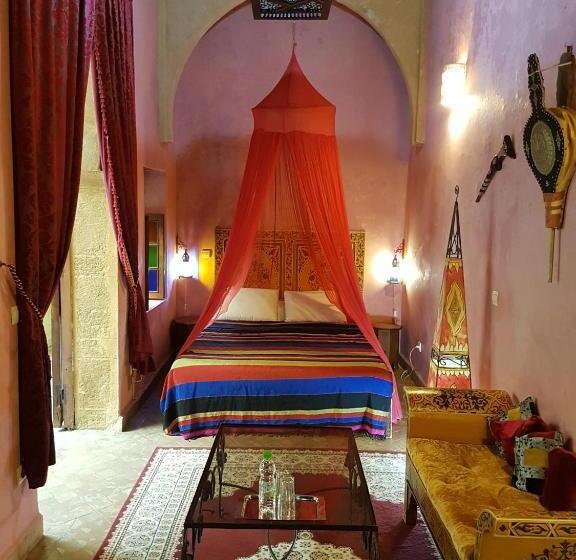 سوئیت کلاسیک, Riad Marlinea